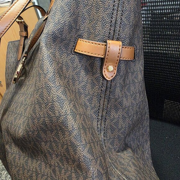 Michael Kors Tote EUC - Picture 3 of 6